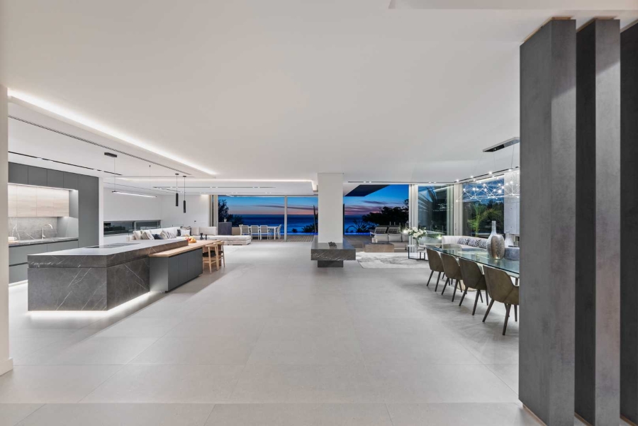 5 Bedroom Property for Sale in Camps Bay Western Cape